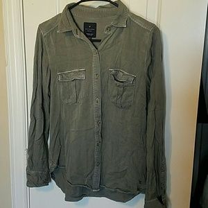 American eagle button up